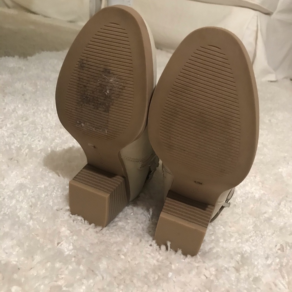 Style & Co | Booties - Picture 3 of 3